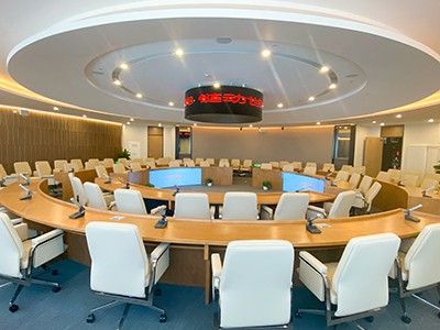 Tendzon asistencija u Pekingu Haidian Okružni učiteljski učitelj u školi u pr...